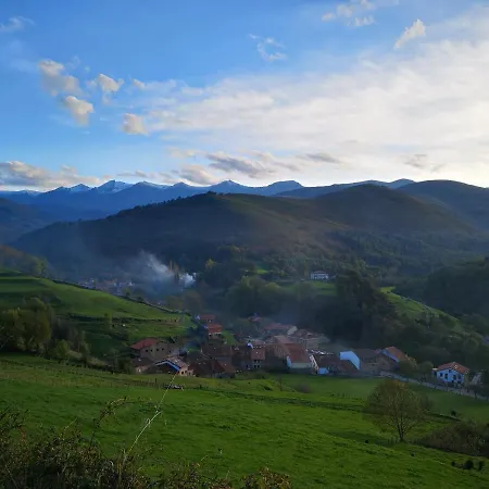 بيت ريفي Rural Penasagra 2*