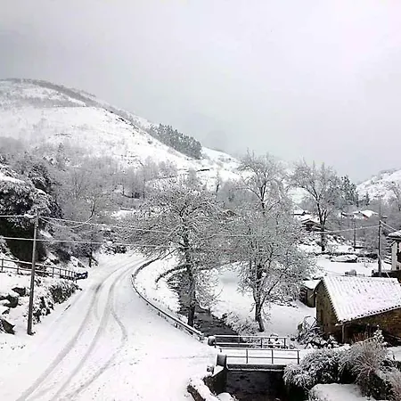 אורחן Rural Penasagra Quintanilla